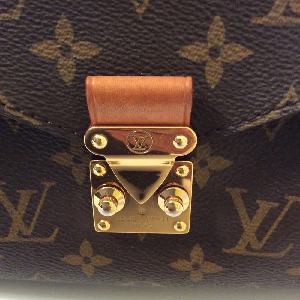 Louis Vuitton Métis Hobo - Picture 2 of 9